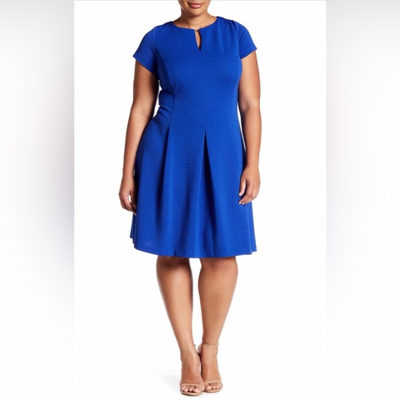 Sandra Darren Plus Size 22W Royal Blue Short Sleeve Fit N Flare Zip Up Dress NWT - Picture 1 of 2
